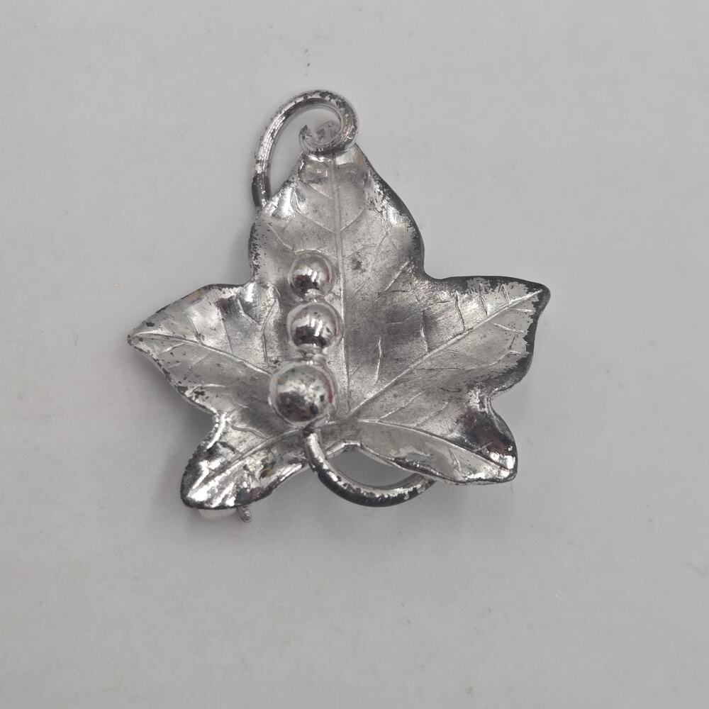 Vintage Carl Art 925 Sterling Silver Etched Leaf Ladies Brooch Pin